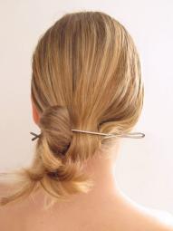 Haarschmuck V-Spange mit geflochtenem Haar
